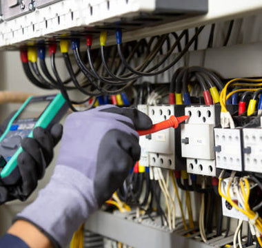 How Electricians Are Making More Money